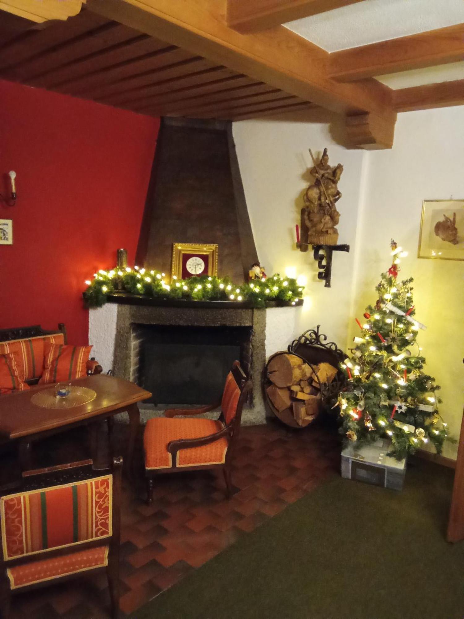 Hotel Kuerschner Kotschach-Mauthen ภายนอก รูปภาพ